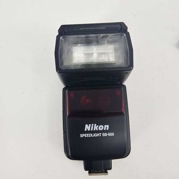 Nikon D70S 6.1MP Digital SLR Camera Kit 18-70mm Nikkor 4-5.6/70-300 TESTED - Picture 14 of 16